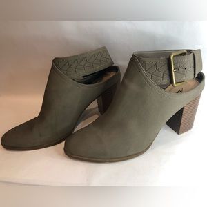 American Eagle Bootie Block High Heel Buckle Ankle Boots Size 12